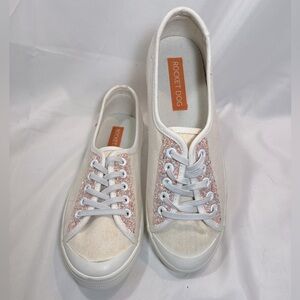 NWOT Rocket Dog Casual Sneakers